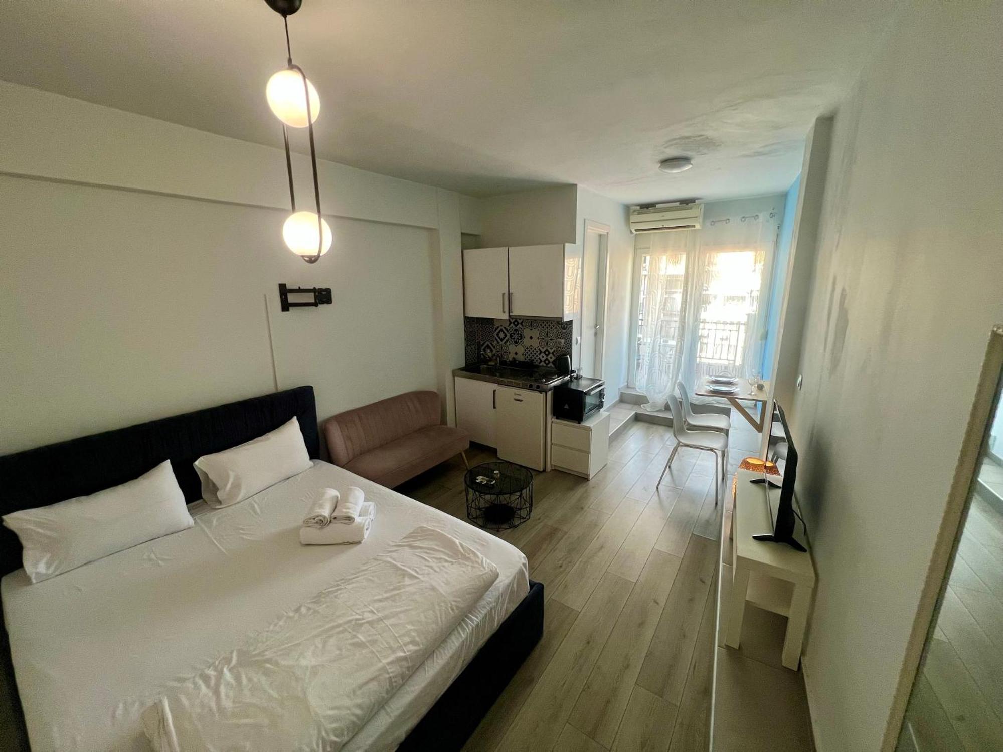 Dreamy Apartment City Center 5 Thesbnbgr Thessaloniki Exterior photo